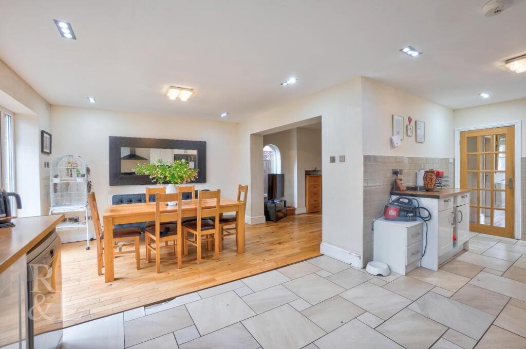 40 Peterdale (7).jpg