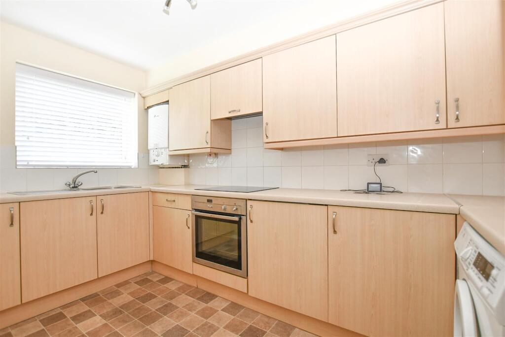 Kitchen.jpg