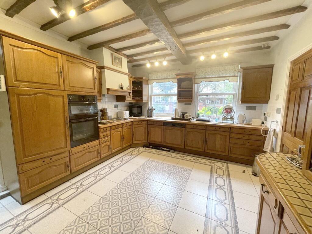 Kitchen/Breakfast Room