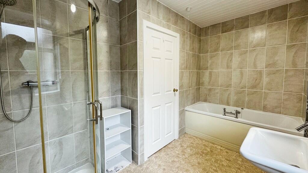 d50e4474-image_pi...