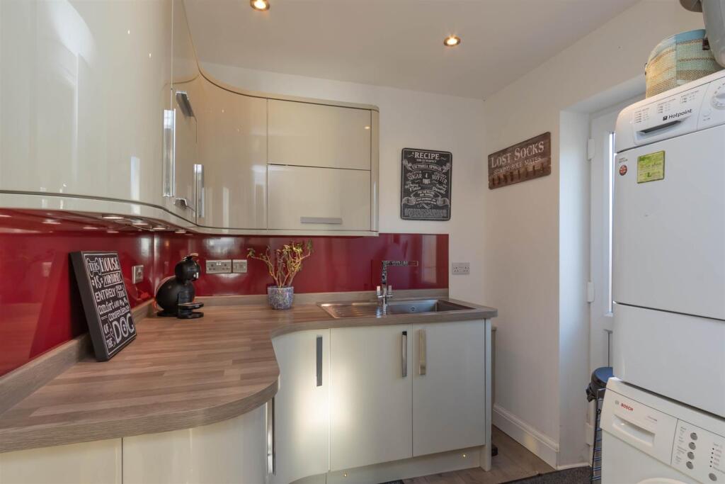 New Utility Room.jpg