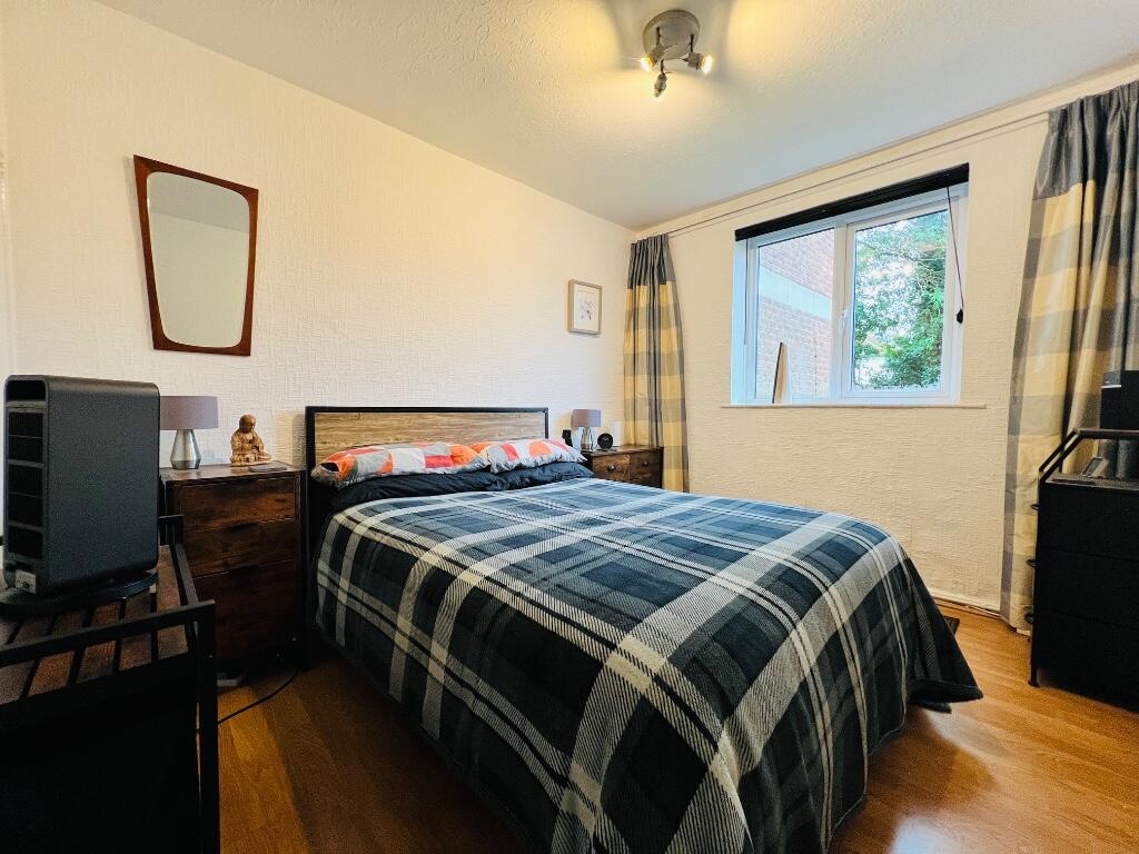 Bed 1