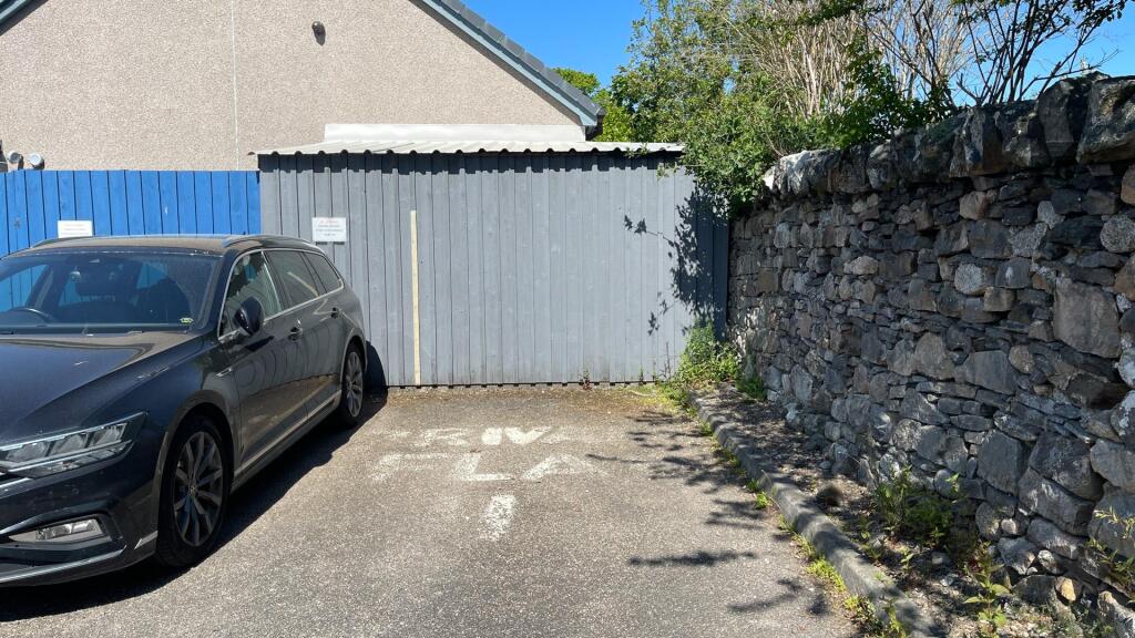 parking.jpg