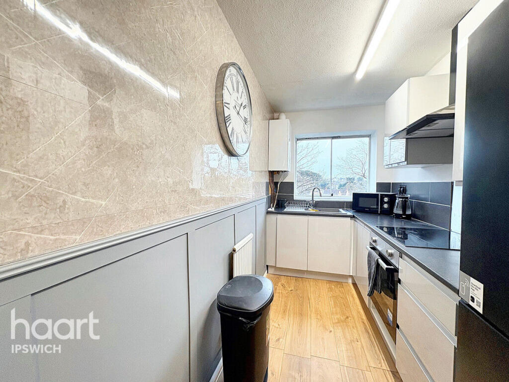 Oakstead Close, Ipswich