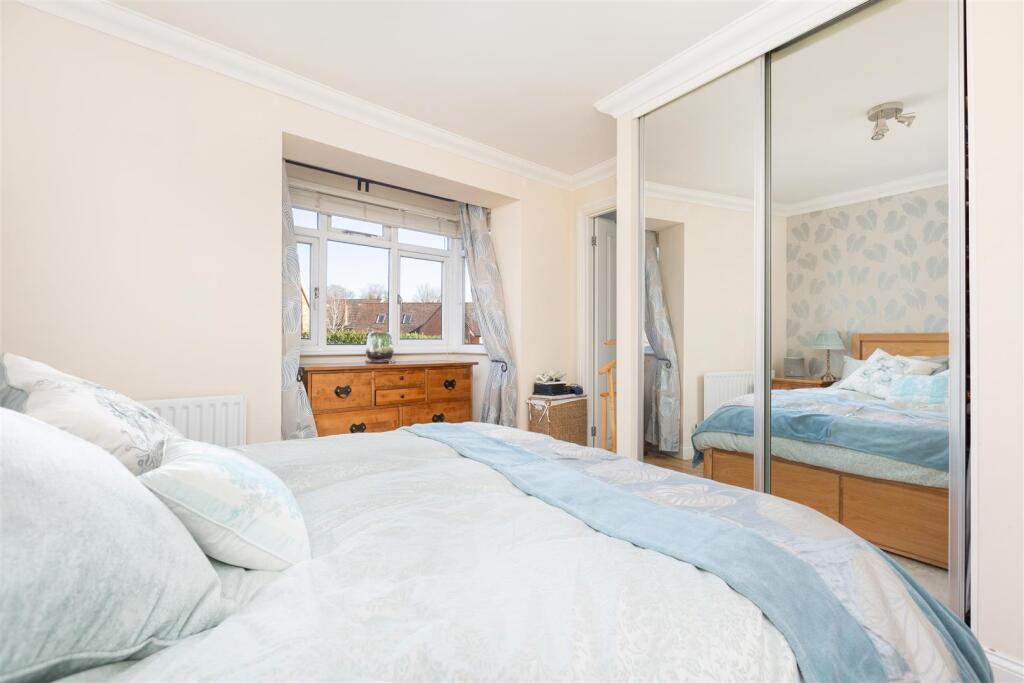 18 Morrello Gardens-2.jpg