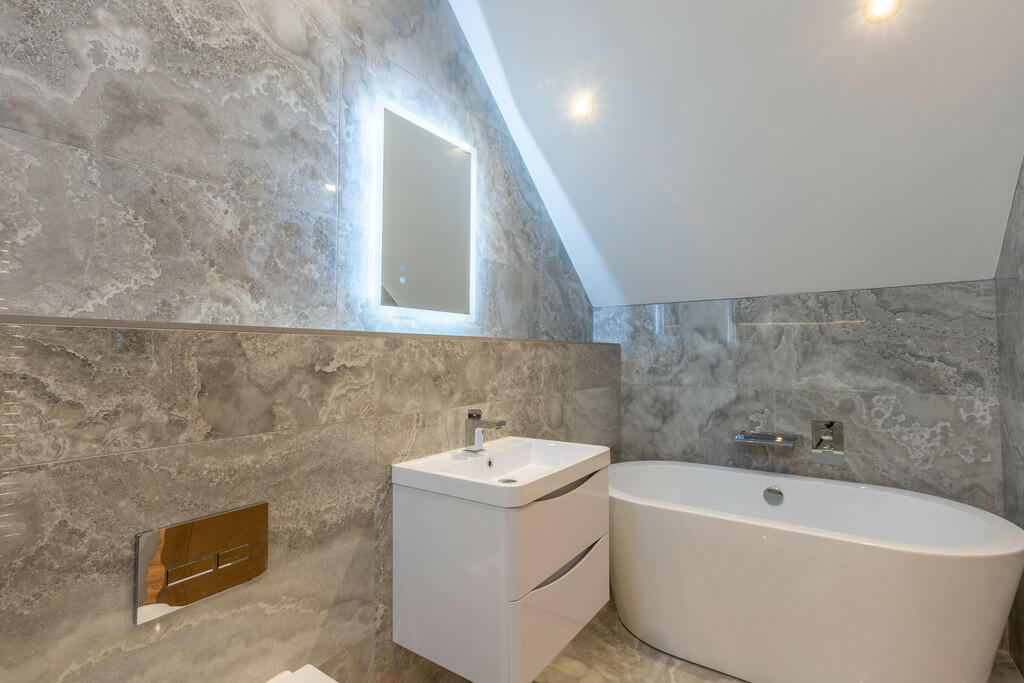 Bedroom 2 Ensuite...
