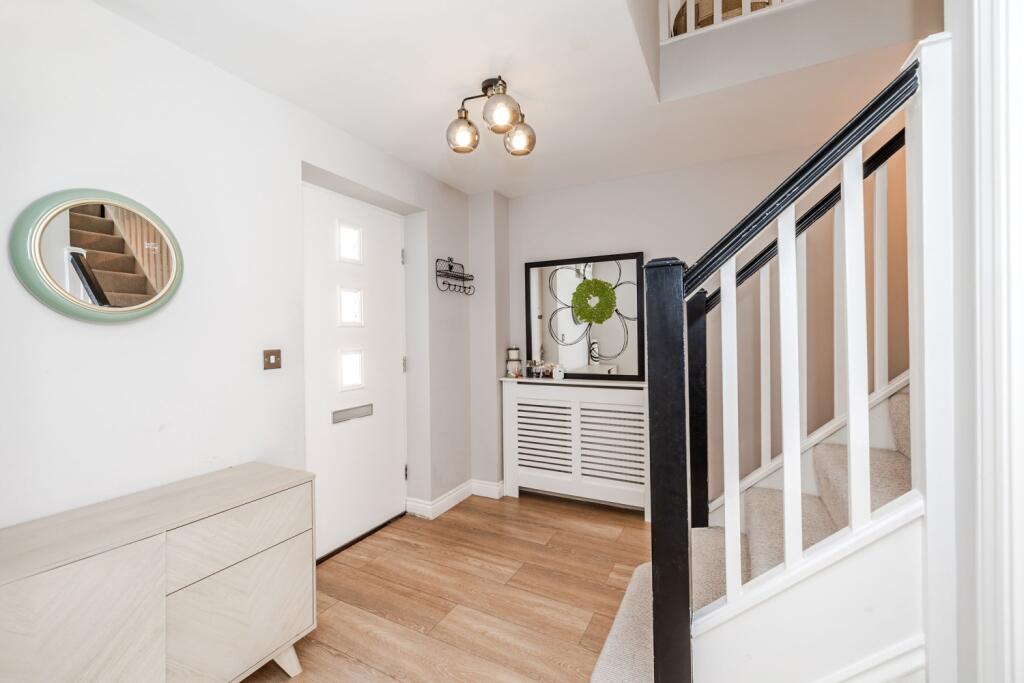 14BridgetGardens-NewcastleGreatPark-NE139DD-34