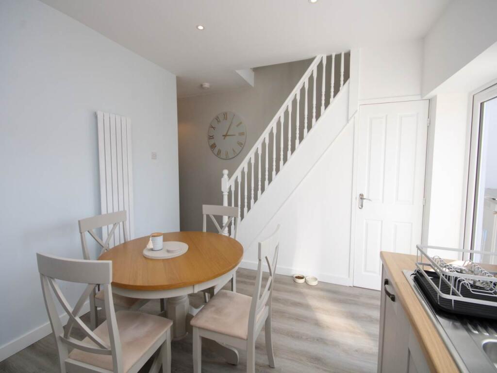 Kitchenbreakfast Roo