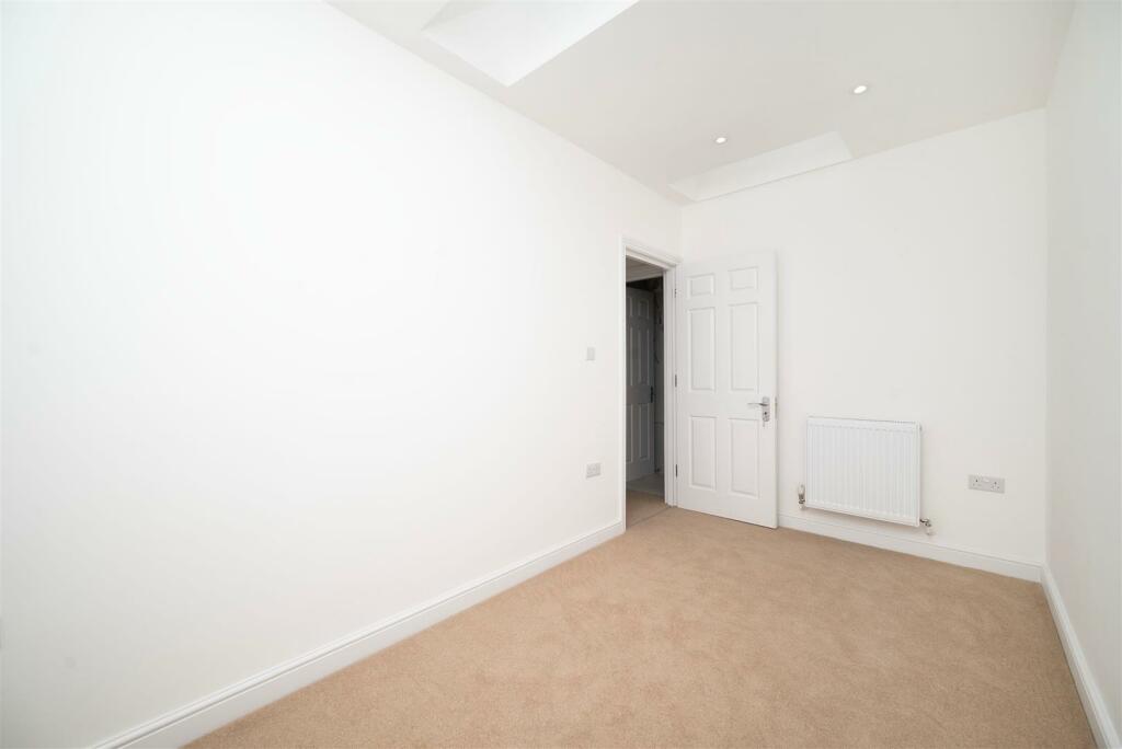 Third bedroom - Maple Mews.jpeg