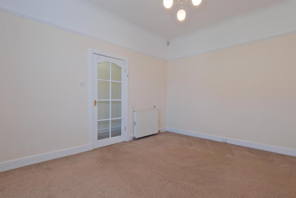 023-140 Caledonian Road Wishaw, ML2 0HT.jpg