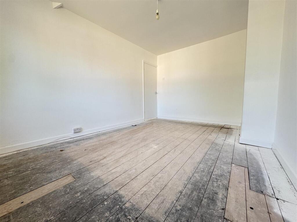 IMG_7454 (Large).JPG