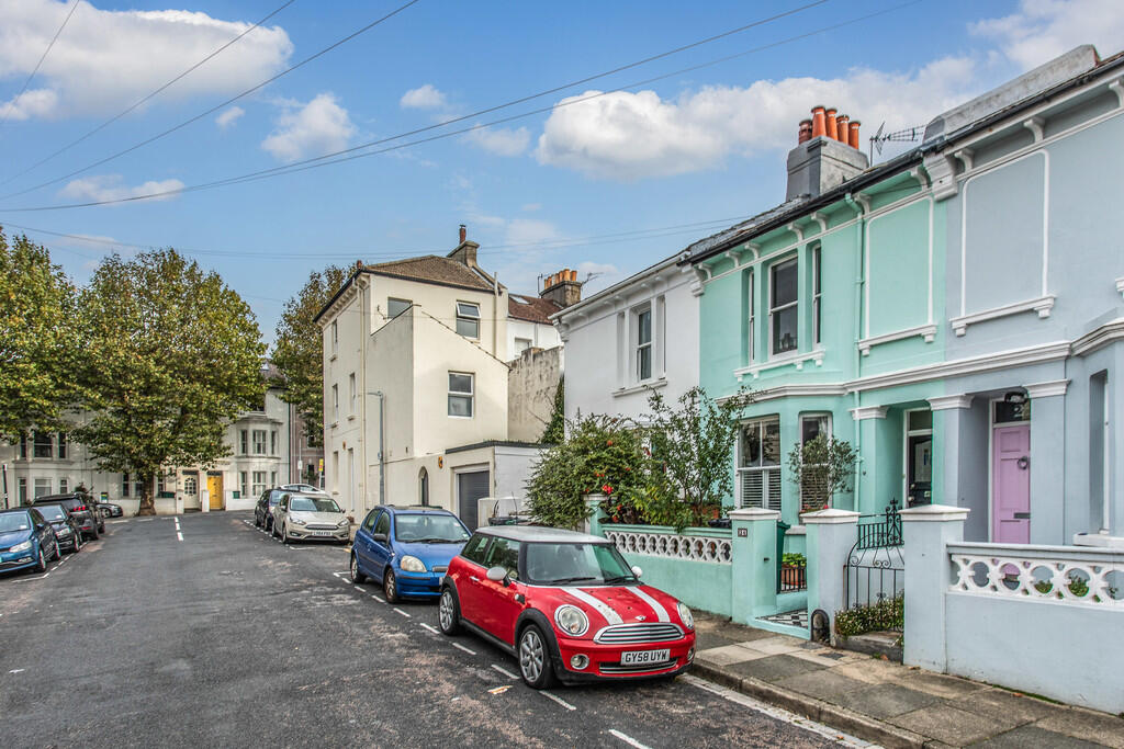 24 Lorne Road3