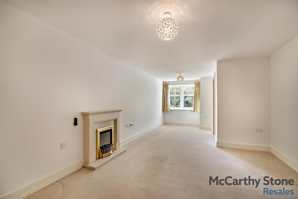 8668085-interior08-800.jpg