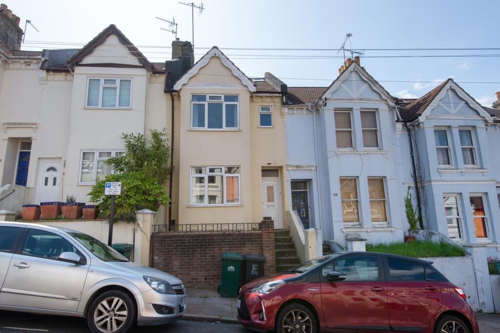 G4 83 Brading Road FOH