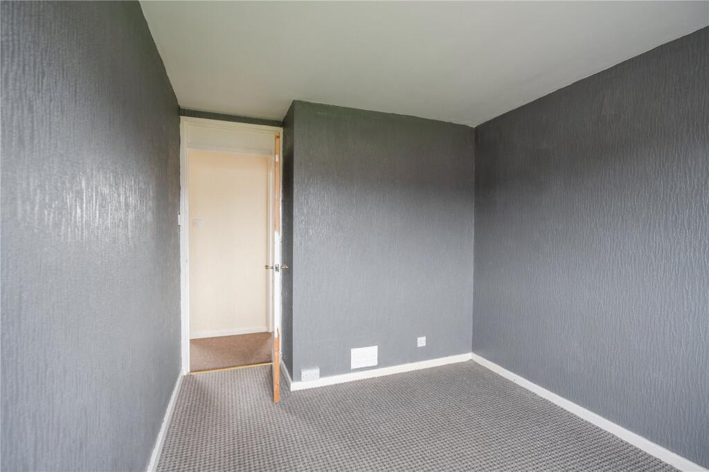 Bedroom 2 (3)
