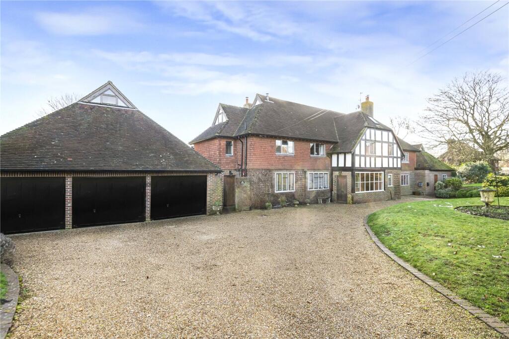 Driveway &amp; Garaging