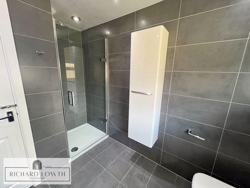 Bath/Shower/WC