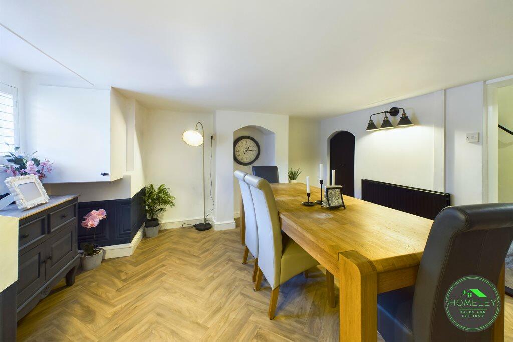 14 Dining Room 1