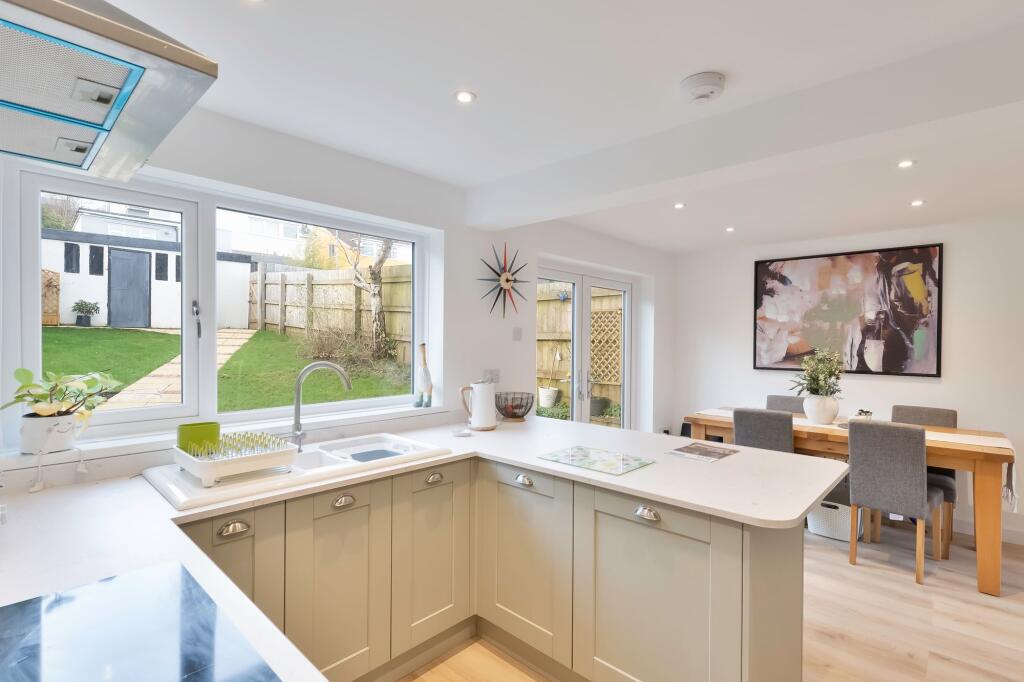 Kitchen/Dinning Room