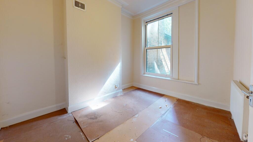 Flat A, 98 Lowden Road, Herne Hill, London, SE24 0BQ