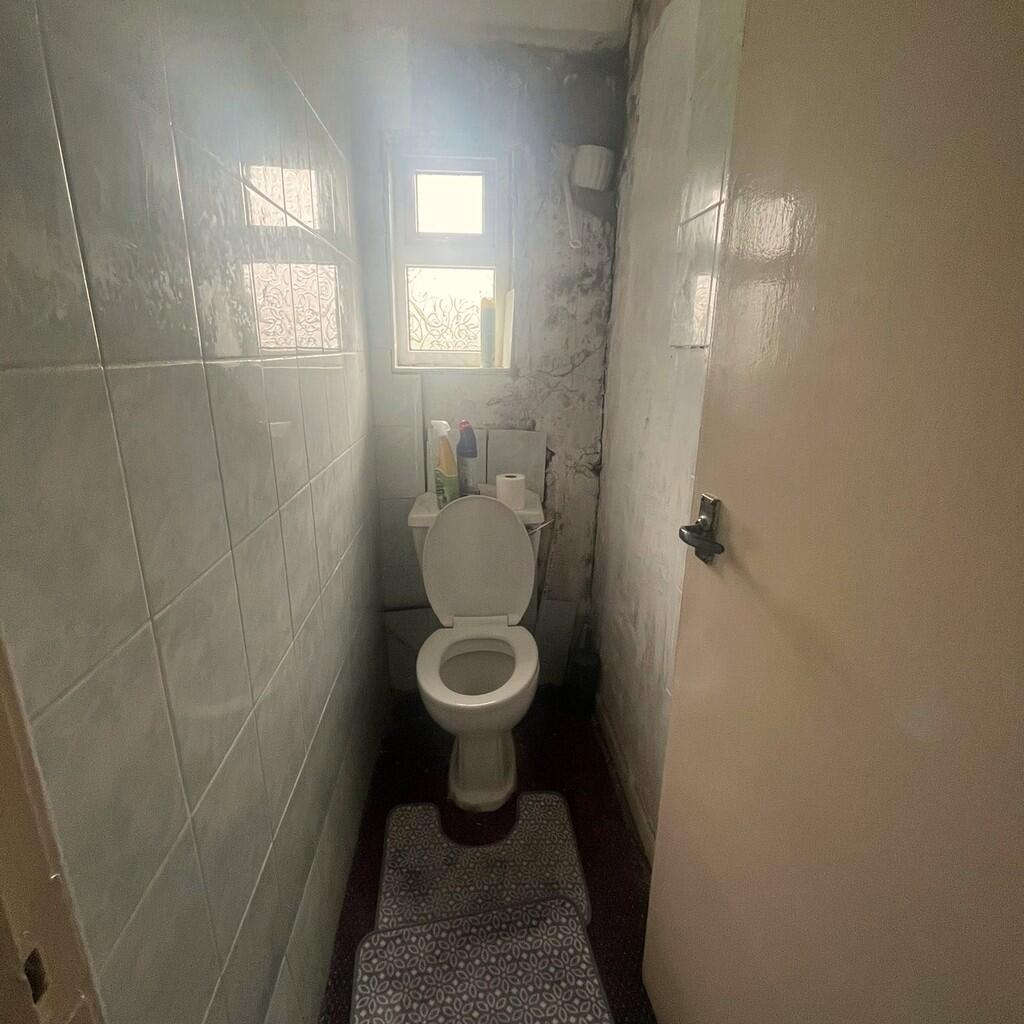 toilet room