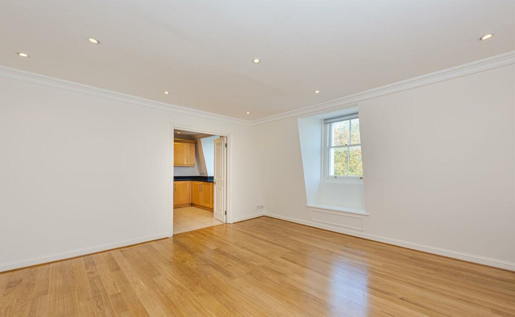 Onslow Gardens 11_78-6-2. Low Res.jpg