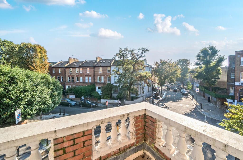 1359913-5-68da51f...