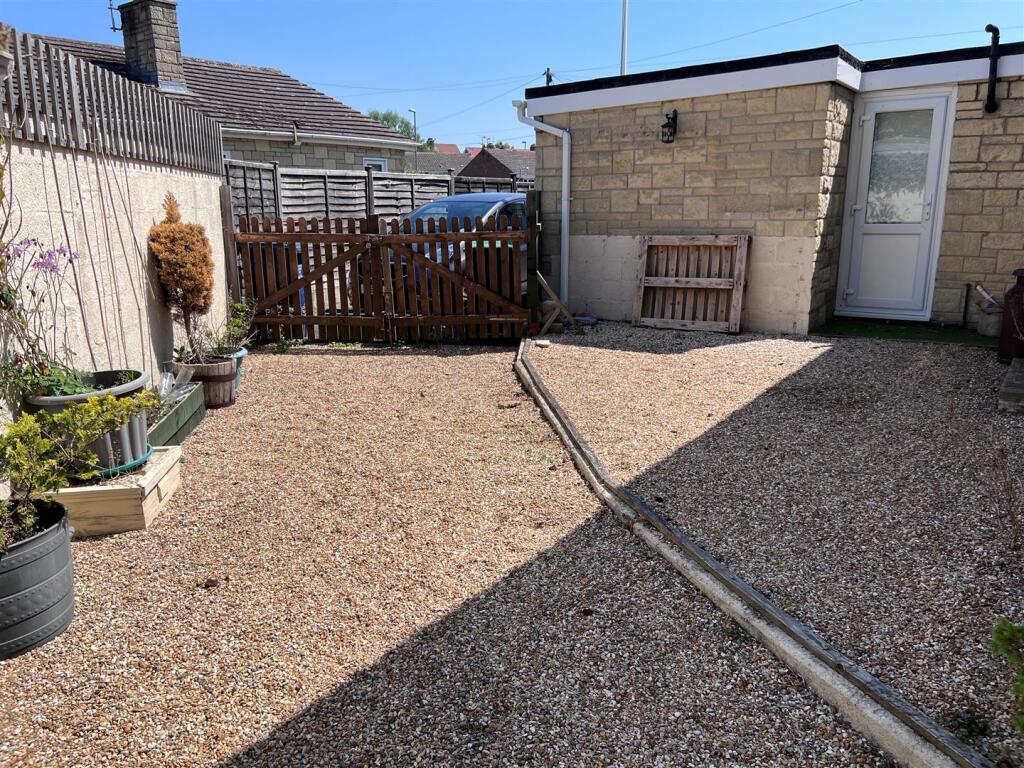 Gravelled area 1.jpg