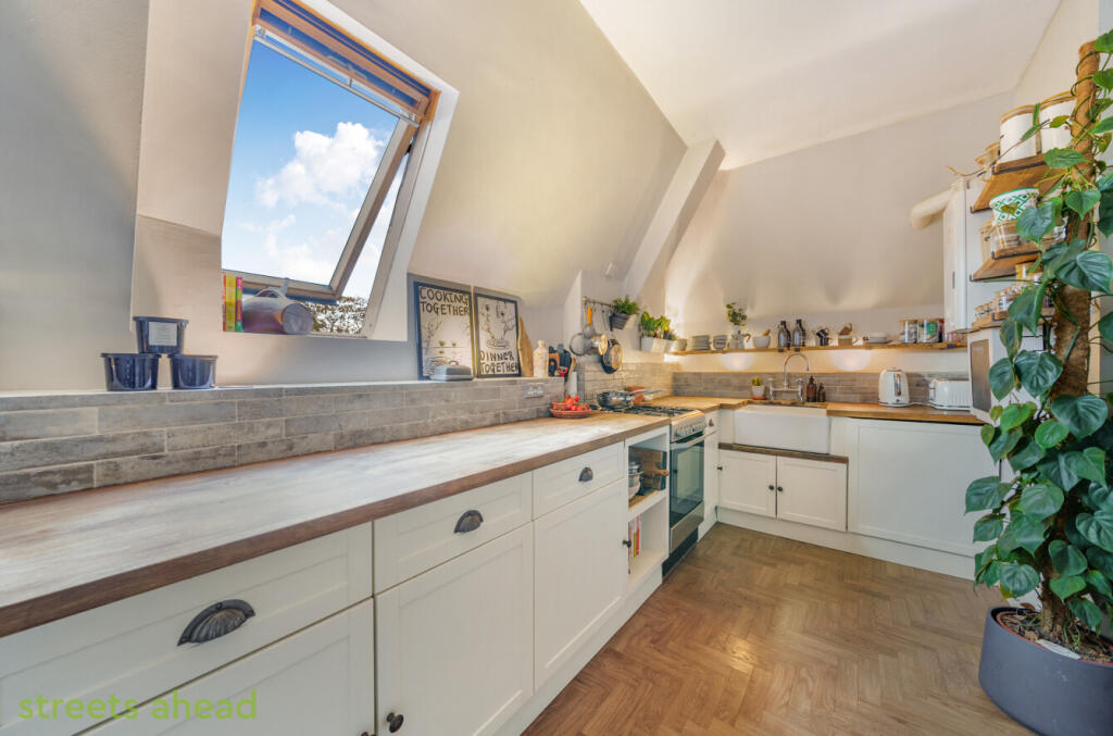 4aa76a5a-0f45-485...