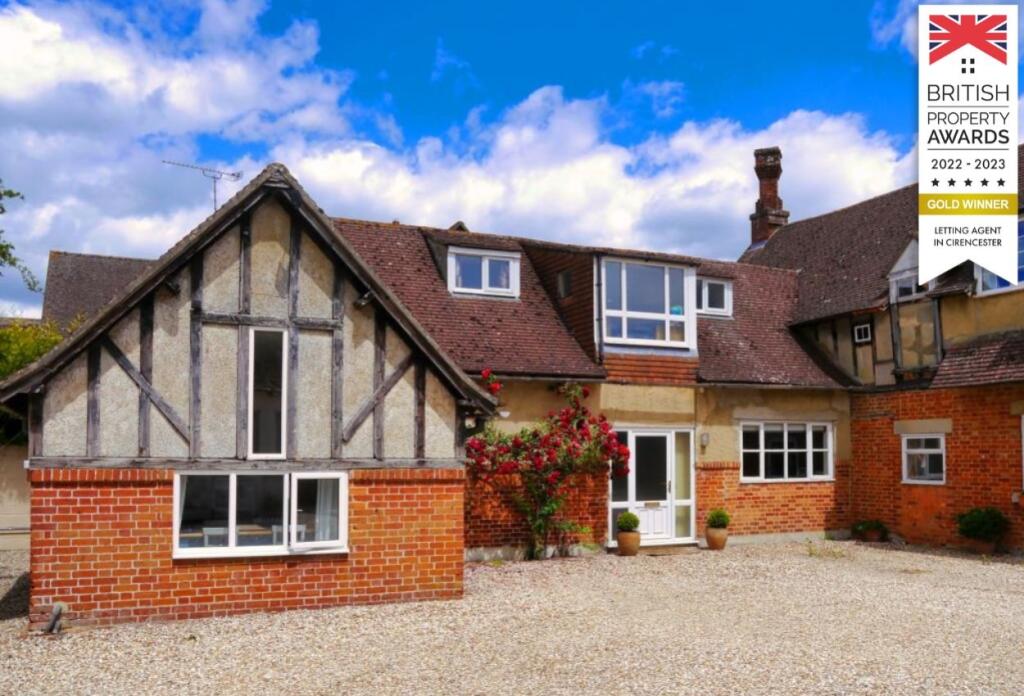 Theresa Lettings Photo (1250 × 850px) (48)