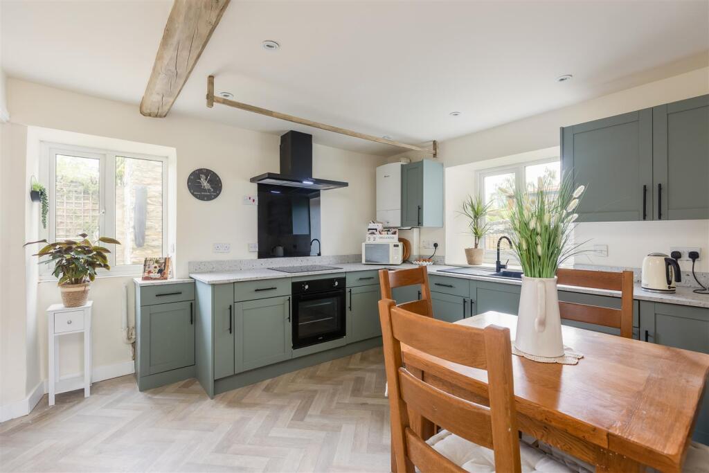 Bondgate 49 Kitchen-1.jpg