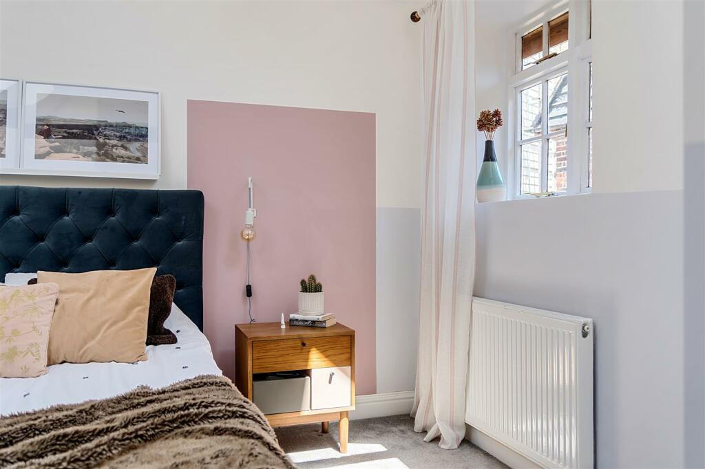 Bedroom One (2).jpg