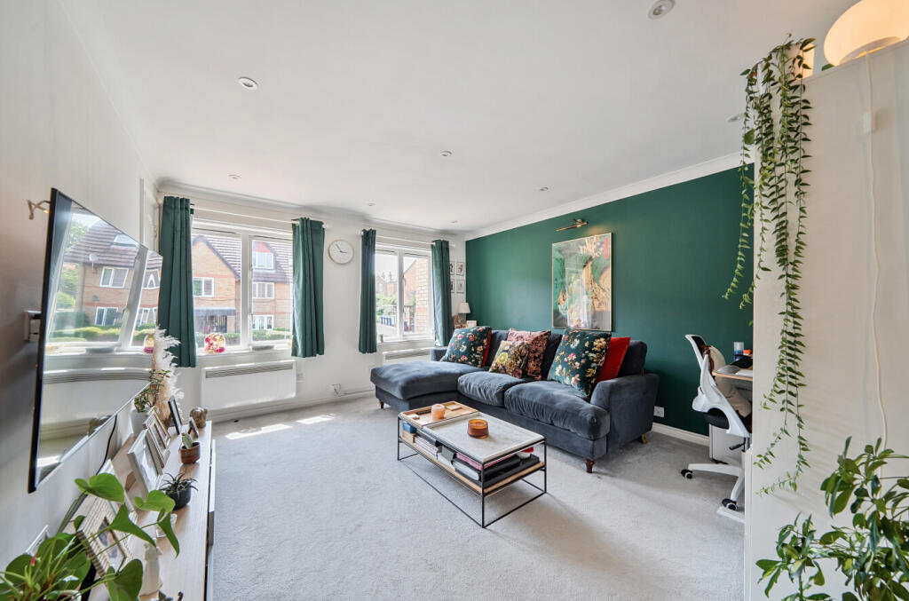 1305886-19-684c33...