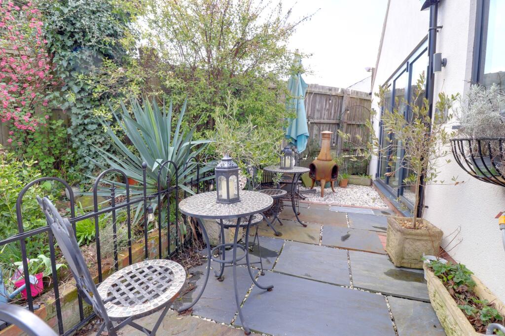 Private Seating Area