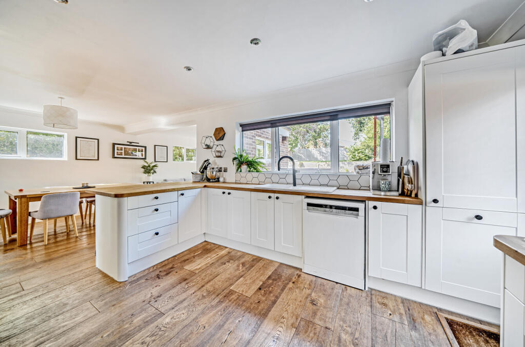 1355970-15-68cd6c...