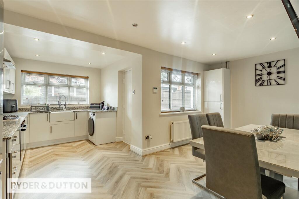 Kitchen/Dining Room