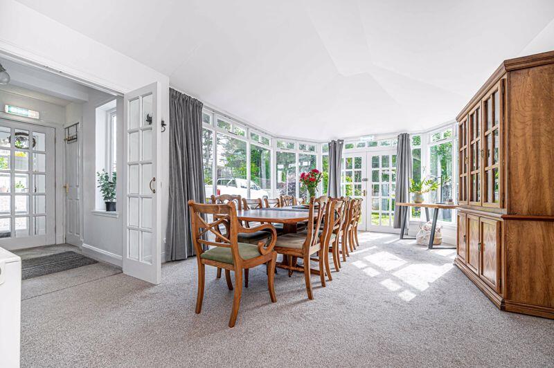 Sun Room / Dining Room