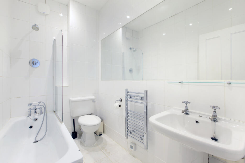 property in Balham Park Road, 
Balham, SW12