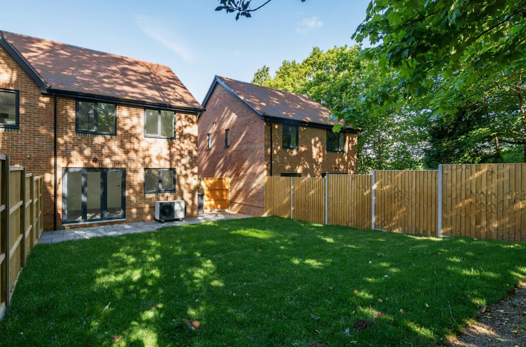 22-6819cd6084119-...