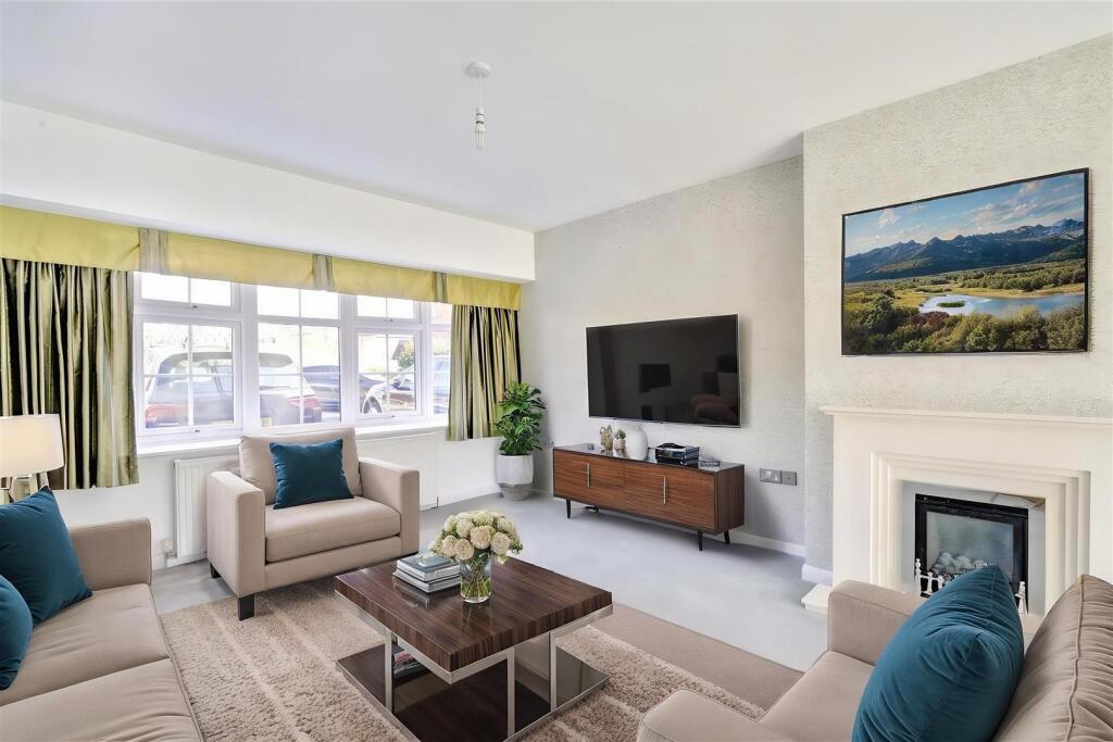 Living Room - Standard - 2.jpg