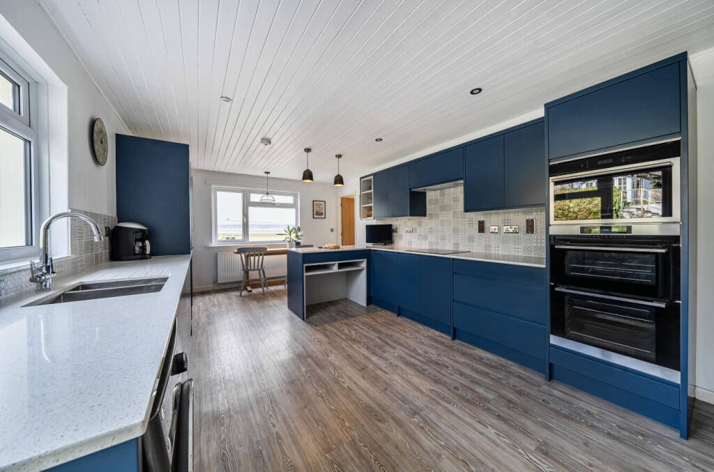 1389328-11-694151...