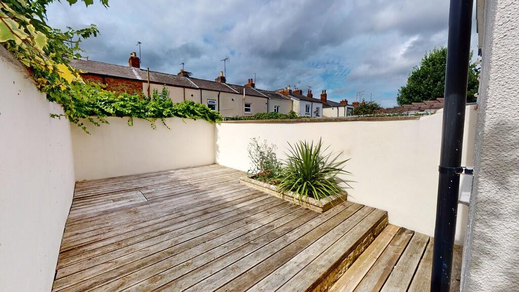 Whitehart-0816202...