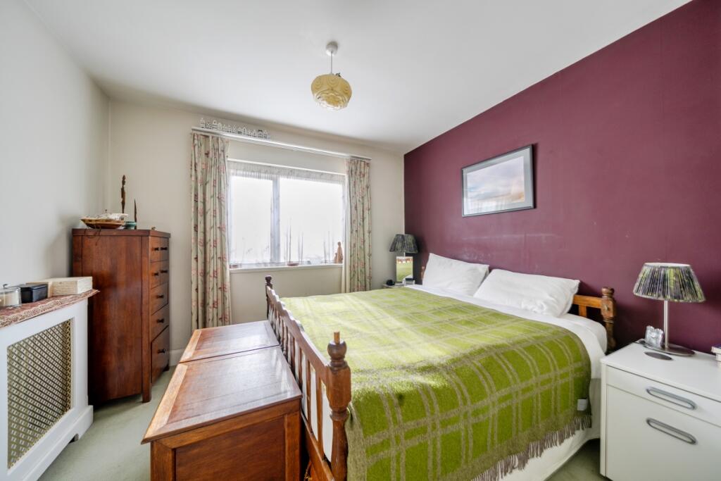 1383212-11-691dc1...