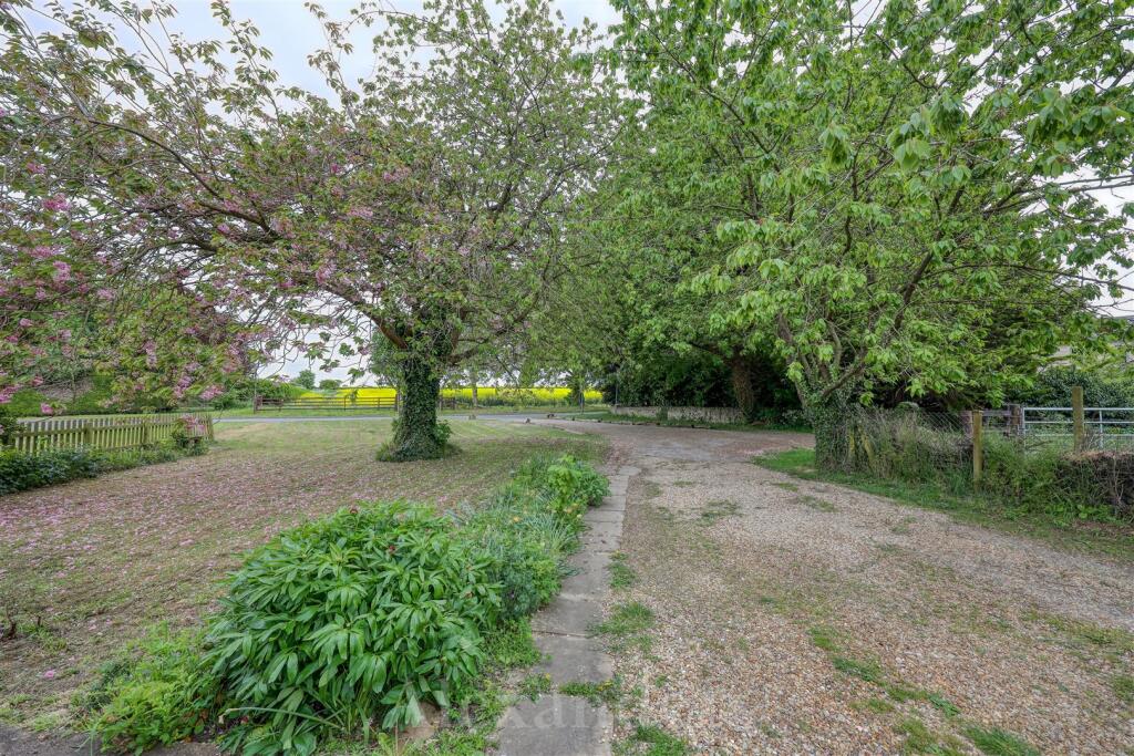 6 Witham Road New EXT-3.jpg