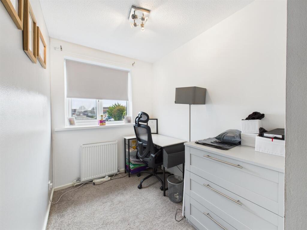 Bedroom: