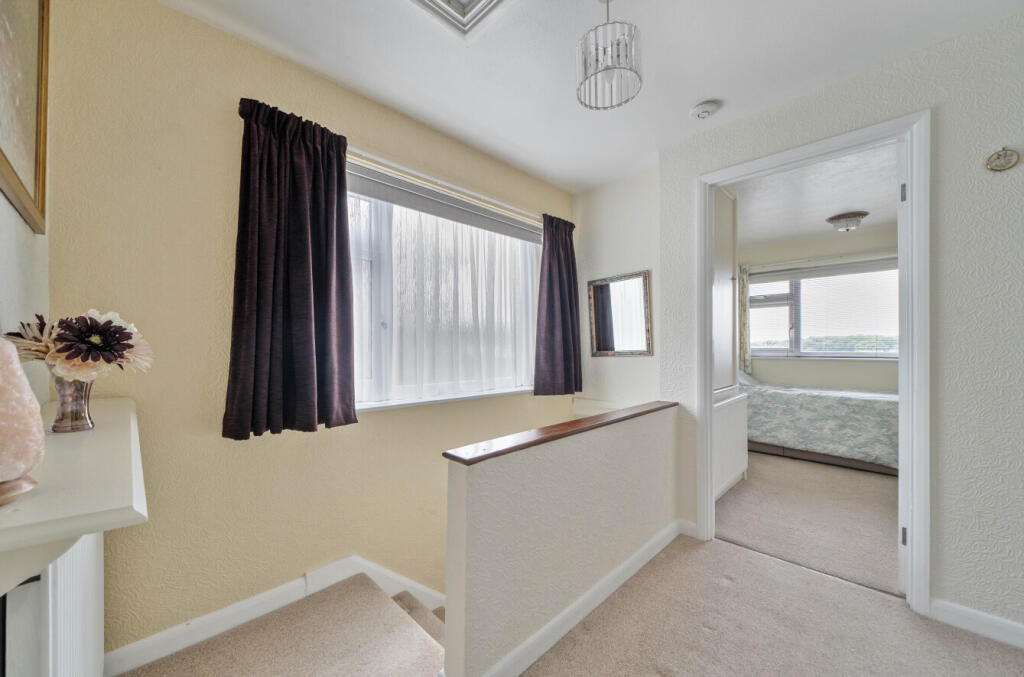 1303915-8-6841a1b...