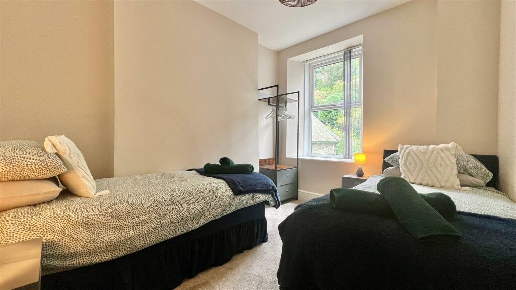 bed 3