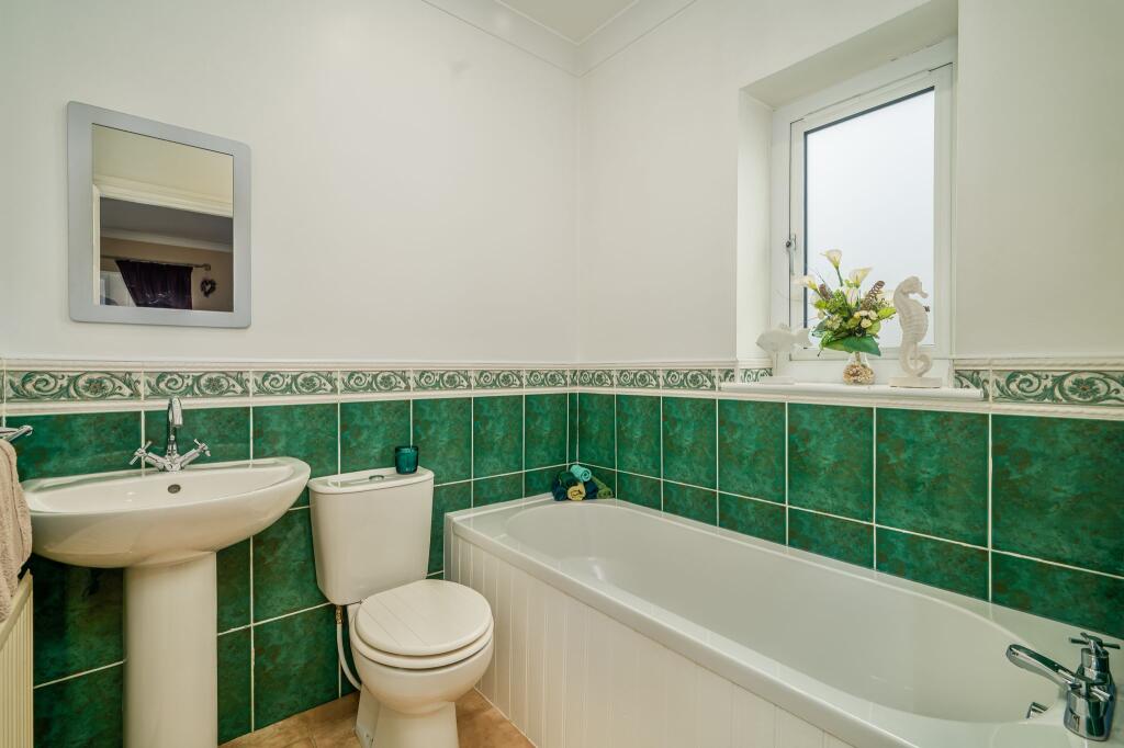 Bedroom two en-suite 