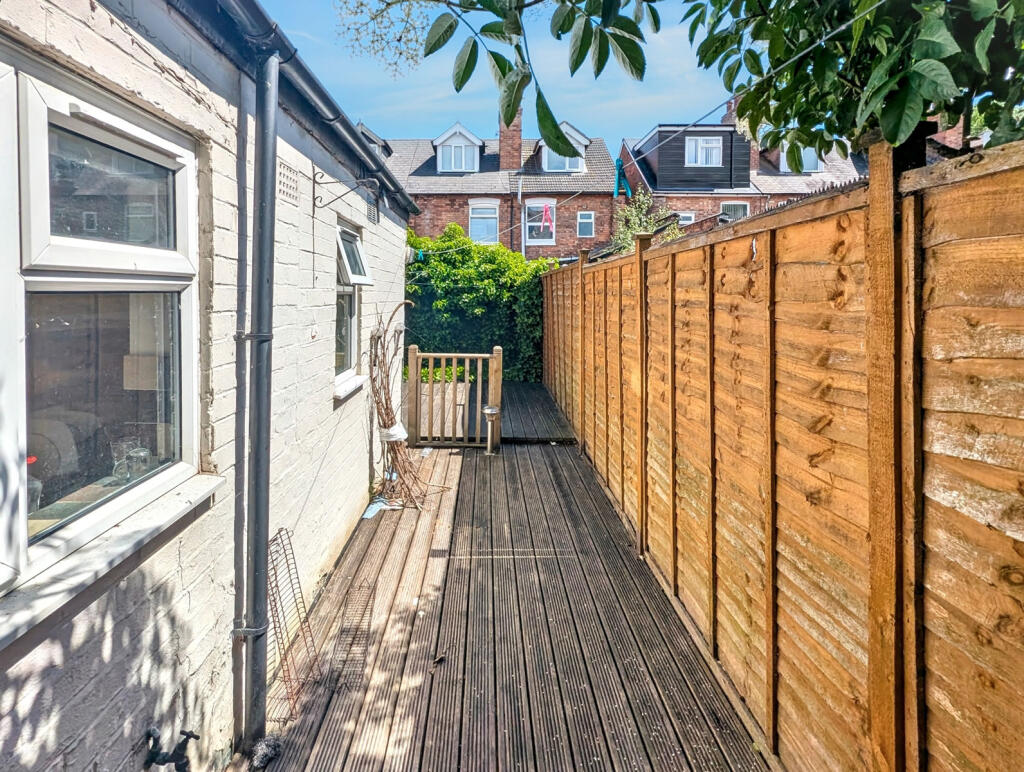 GLAPTON701737220250525135701_PXL_20250525_11452...