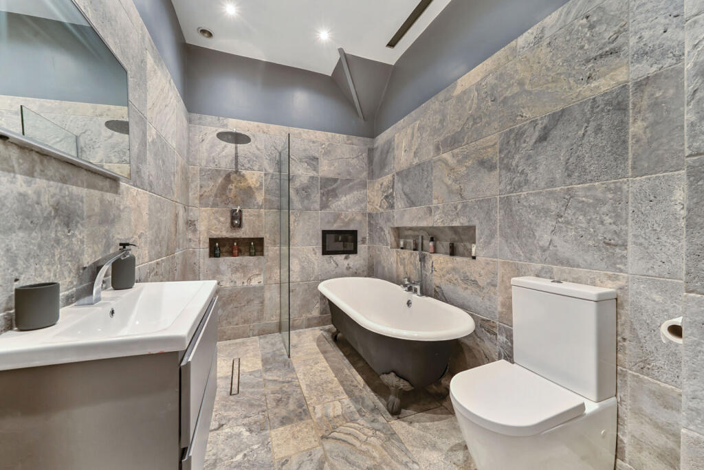 1309756-5-6850252...